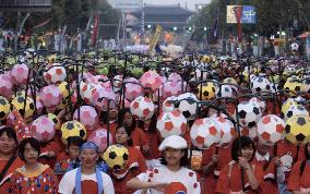 S. Koreans pray for successful World Cup finals